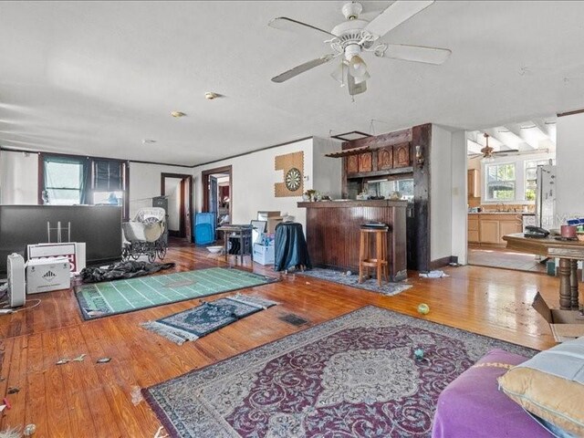 485 E Stanford St, Bartow, FL 33830 - living area with a ceiling fan and wood finished floors