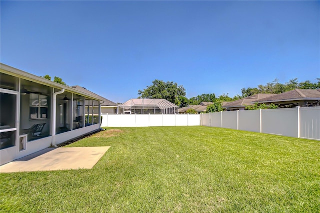 445 Arch Ridge Loop, Seffner, FL 33584 - view of yard with a sunroom