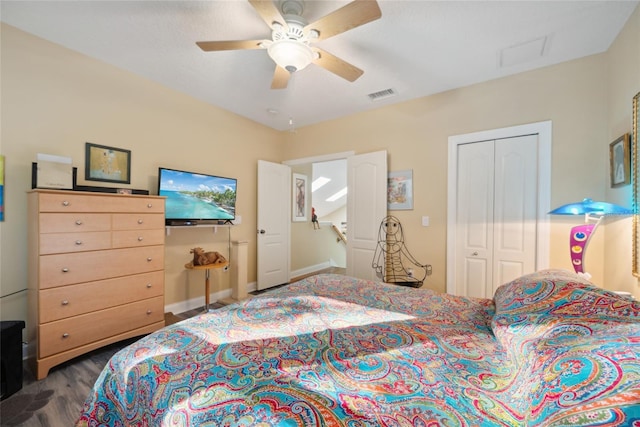 7246 Gaberia Rd, New Port Richey, FL 34655 - bedroom with a closet, ceiling fan, wood finished floors, and baseboards