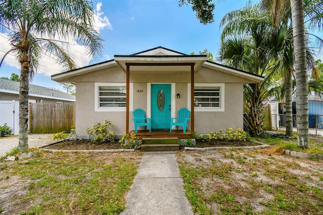 1420 W Rambla St, Tampa, FL 33612 - bungalow-style home featuring stucco siding