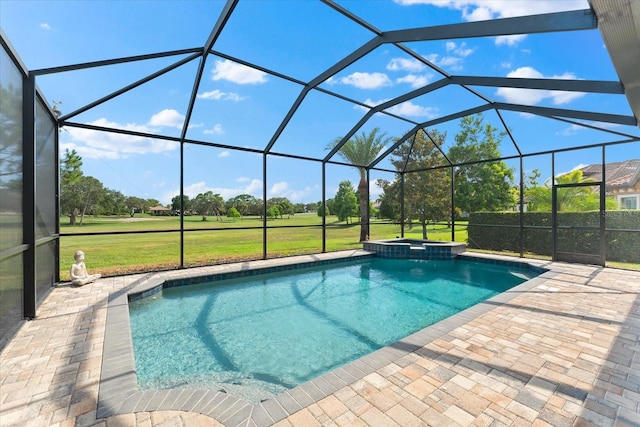 1416 Via Verdi Dr, Palm Harbor, FL 34683 - view of swimming pool with a patio, a pool with connected hot tub, and a lanai