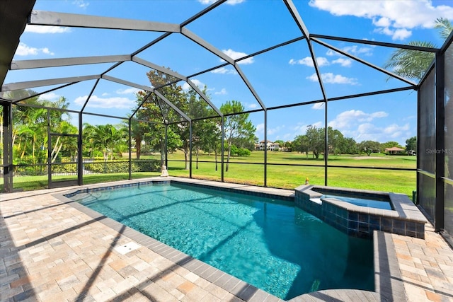 1416 Via Verdi Dr, Palm Harbor, FL 34683 - view of swimming pool with a patio area, a lanai, a yard, and a pool with connected hot tub