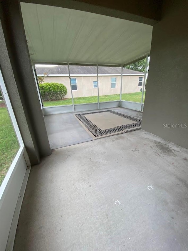 12202 Fairlawn Dr, Riverview, FL 33579 - view of unfurnished sunroom