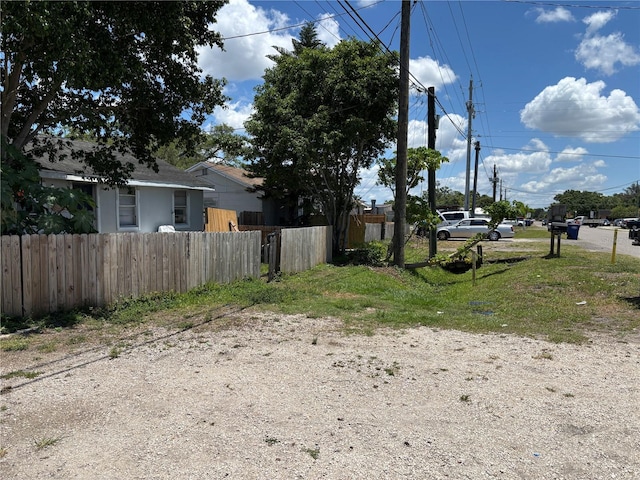 4213 W Cayuga St, Tampa, FL 33614 - view of yard