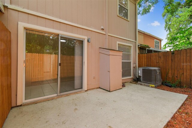 9473 N Forest Hills Pl, Tampa, FL 33612 - photo 30