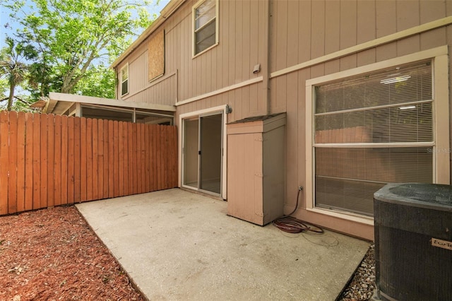 9473 N Forest Hills Pl, Tampa, FL 33612 - photo 31