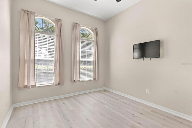 3023 Minuteman Ln, Brandon, FL 33511 - empty room with wood finished floors, ceiling fan, and baseboards