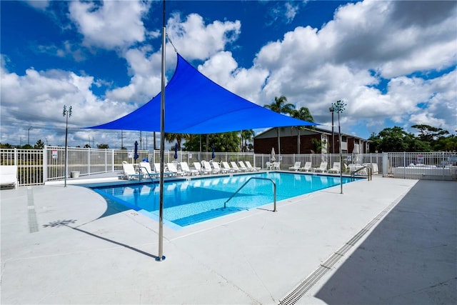 1400 Gandy Blvd N Unit 1705, Saint Petersburg, FL 33702 - community pool featuring a patio