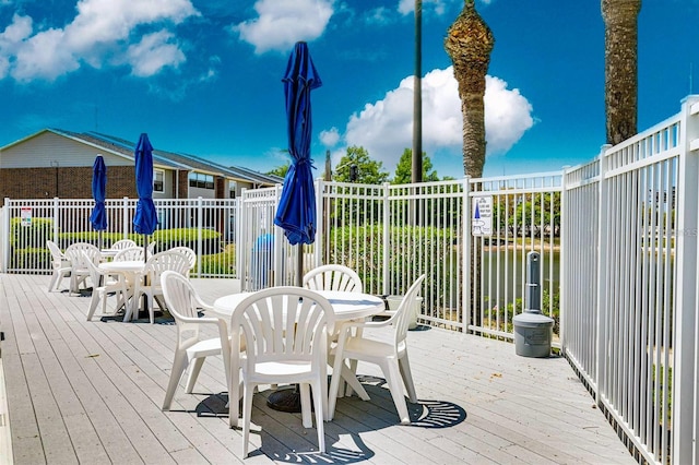 1400 Gandy Blvd N Unit 1705, Saint Petersburg, FL 33702 - deck with outdoor dining space