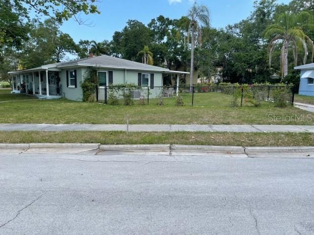 709 Indian Rocks Rd, Belleair, FL 33756 - photo 3