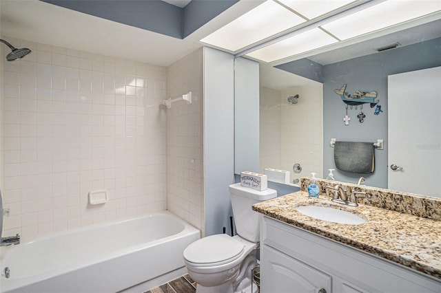 6118 Becklin Pl, Riverview, FL 33578 - full bath featuring toilet, vanity, tub / shower combination, and wood finished floors