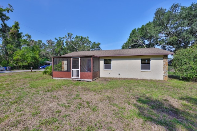 1019 Lakeside Dr, Seffner, FL 33584 - photo 1