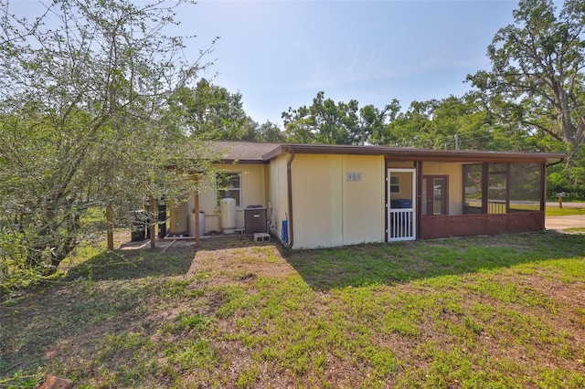 1019 Lakeside Dr, Seffner, FL 33584 - photo 23