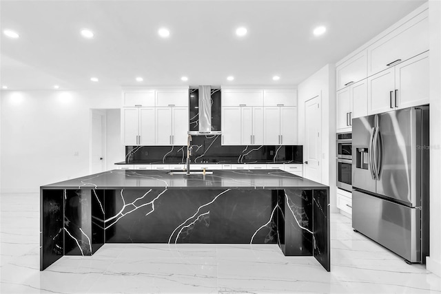 11921 Fort King Hwy, Thonotosassa, FL 33592 - kitchen featuring appliances with stainless steel finishes, wall chimney exhaust hood, recessed lighting, a sink, and decorative backsplash