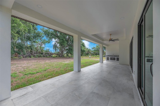 11921 Fort King Hwy, Thonotosassa, FL 33592 - view of patio / terrace with a ceiling fan