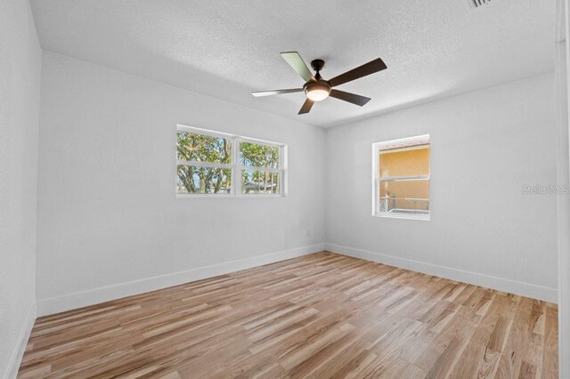 7137 Wedgewood Dr, New Port Richey, FL 34652 - photo 35