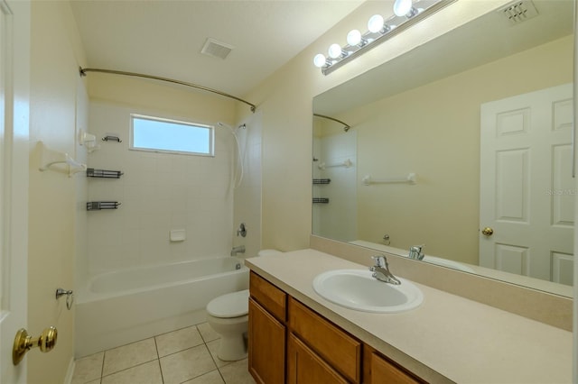 7852 Stoney Hill Dr, Wesley Chapel, FL 33545 - full bath featuring washtub / shower combination, toilet, vanity, and tile patterned flooring