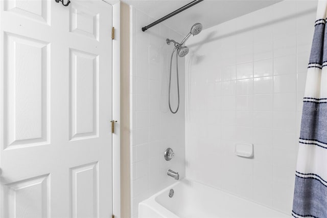 10511 Waterview Ct Unit 10511, Tampa, FL 33615 - full bathroom featuring shower / tub combo
