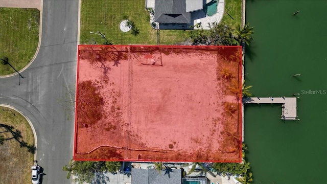 12300 7th St E, Treasure Island, FL 33706