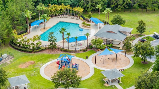 17724 Daisy Farm Dr, Lutz, FL 33559 - bird's eye view of a pool area and a community park