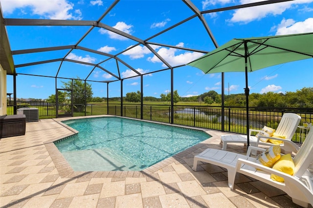 3972 Wisdom Trl, Land O Lakes, FL 34638 - view of swimming pool featuring cooling unit, a patio, and a lanai