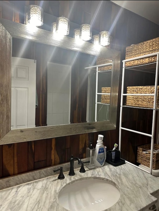 6741 4th Ave N, Saint Petersburg, FL 33710 - bathroom featuring vanity