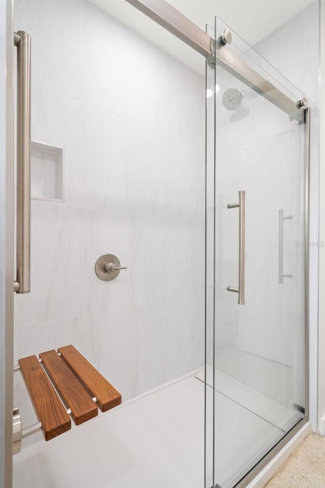 3932 Shore Acres Blvd NE, Saint Petersburg, FL 33703 - full bath featuring a shower stall