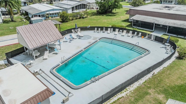 3542 Castle Dr, Zephyrhills, FL 33540 - view of pool