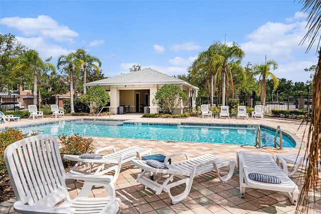 2542 Glenrise Pl, Wesley Chapel, FL 33544 - community pool with a patio area