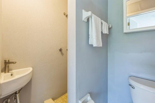 106 Avery Ave, Crystal Beach, FL 34681 - photo 12