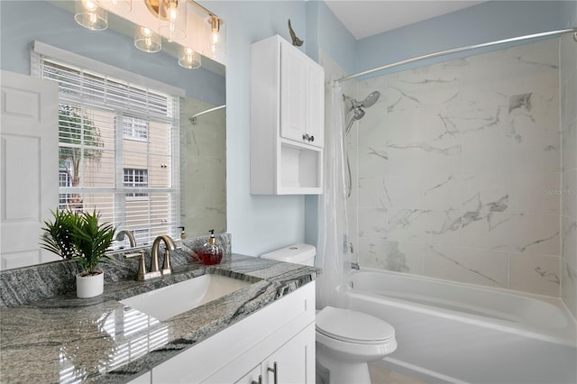 501 Knights Run Ave Unit 5103, Tampa, FL 33602 - full bathroom with toilet, shower / tub combo with curtain, and vanity