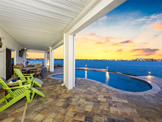 11000 8th St E, Treasure Island, FL 33706 - swimming pool with a patio