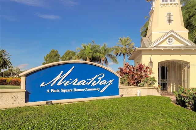 110 Aberdeen Pond Dr, Apollo Beach, FL 33572 - community sign featuring a lawn