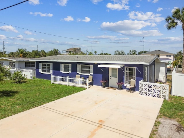13920 Berkowitz Ave, Hudson, FL 34667 - ranch-style house with roof with shingles