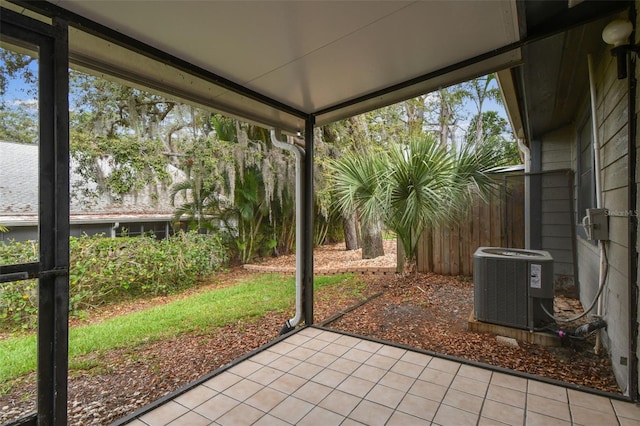 39650 US Highway 19 N Unit 143, Tarpon Springs, FL 34689 - view of patio featuring central AC unit