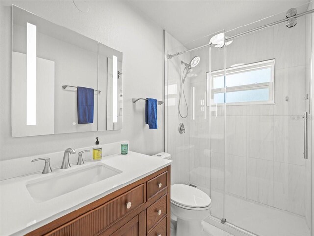 4005 W Coachman Ave, Tampa, FL 33611 - full bathroom with toilet and a shower stall