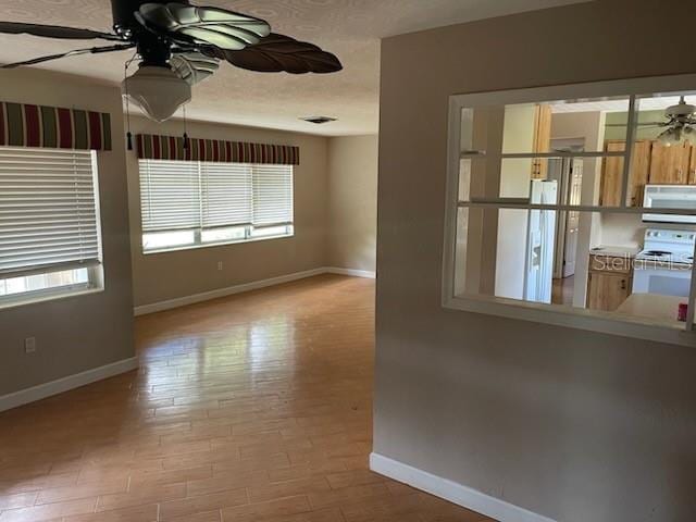 5991 42nd Ave N, Saint Petersburg, FL 33709 - photo 3