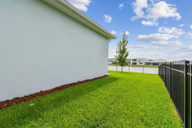 8192 Ivy Stark Blvd, Wesley Chapel, FL 33545 - view of yard featuring a residential view