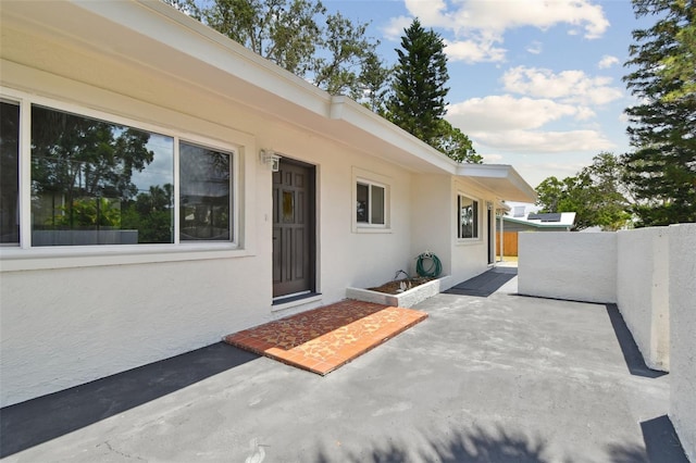 695 Sunset Dr, Tarpon Springs, FL 34689 - view of patio