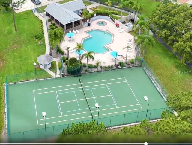 2355 Bentley Dr, Palm Harbor, FL 34684 - bird's eye view of a pool