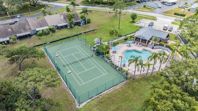 2355 Bentley Dr, Palm Harbor, FL 34684 - bird's eye view of a pool area