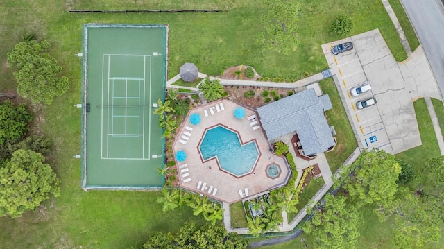 2355 Bentley Dr, Palm Harbor, FL 34684 - bird's eye view of a pool area
