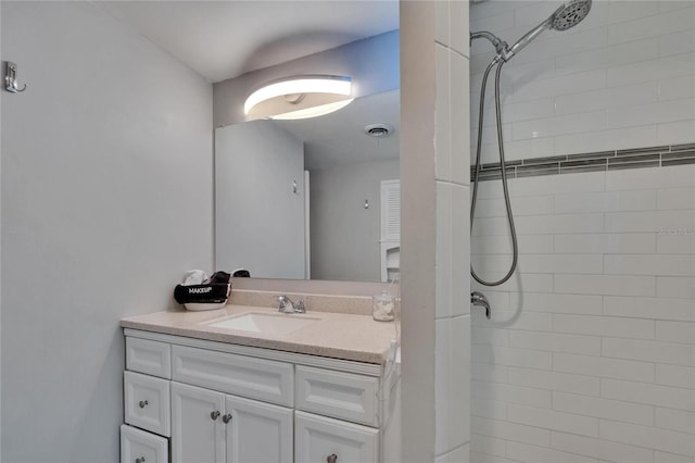 4502 19th Street Cir W, Bradenton, FL 34207 - bathroom with vanity and a tile shower