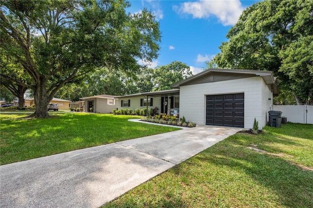 811 Patricia Pl, Lakeland, FL 33809 - single story home with a garage and driveway