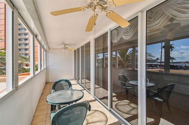 17920 Gulf Blvd Unit 208, Redington Shores, FL 33708 - sunroom featuring ceiling fan