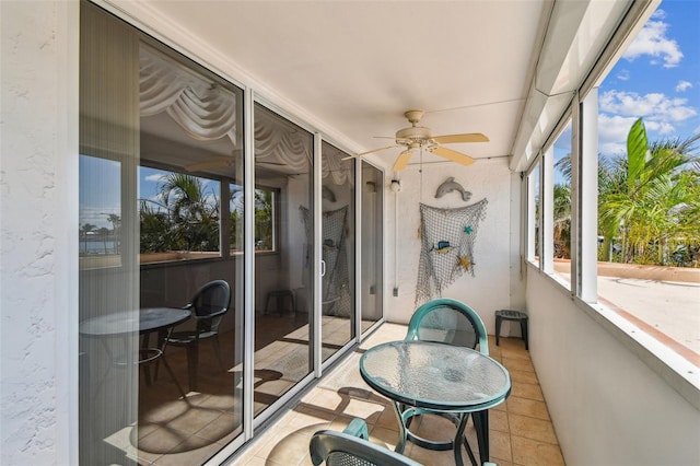 17920 Gulf Blvd Unit 208, Redington Shores, FL 33708 - sunroom featuring a ceiling fan