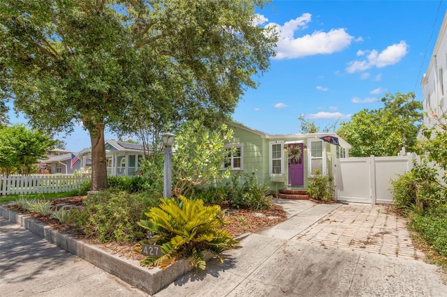 427 21st Ave N, Saint Petersburg, FL 33704 - photo 1
