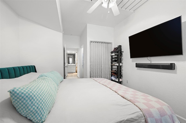 2410 W Azeele St Unit 214, Tampa, FL 33609 - bedroom featuring a ceiling fan