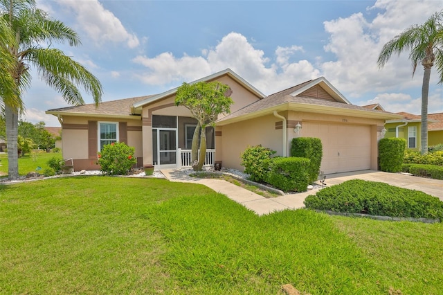 2316 Lyndhurst Dr, Sun City Center, FL 33573 - single story home with stucco siding, an attached garage, driveway, a front yard, and a shingled roof