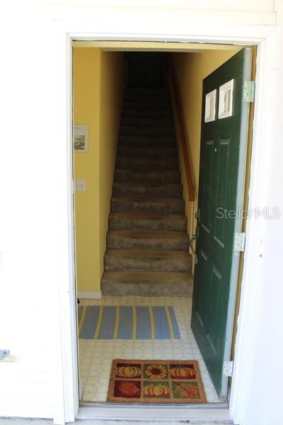 9722 Indian Key Trl Unit 116, Seminole, FL 33776 - view of stairs